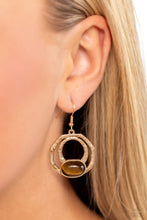 Load image into Gallery viewer, Terrestrial Retreat Brown Earrings