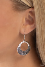 Load image into Gallery viewer, Secret Vineyards Silver Earrings