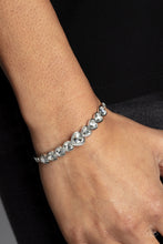 Load image into Gallery viewer, Lusty Luster White White Bracelet