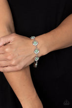 Load image into Gallery viewer, Twinkling Trajectory Green Bracelet