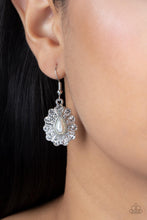 Load image into Gallery viewer, Extroverted Elegance White Earrings