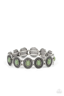 Dainty Delight Green Bracelet