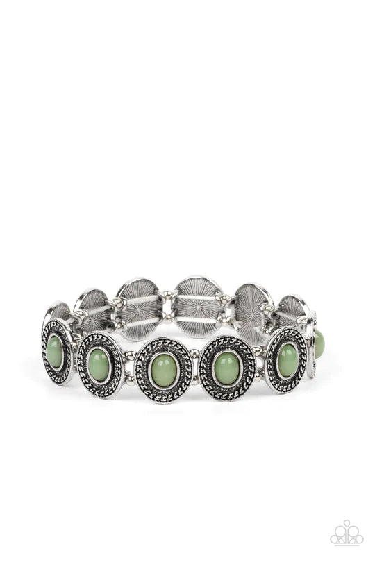Dainty Delight Green Bracelet