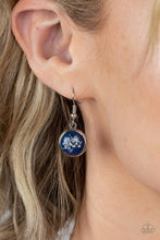 Load image into Gallery viewer, Fleek and Flecked Blue Necklace