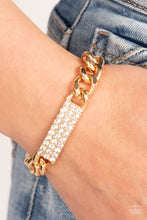 Load image into Gallery viewer, Icy Impact Gold Bracelet