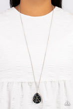 Load image into Gallery viewer, Shimmering Seafloors Black Necklace