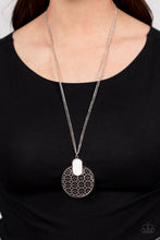 Load image into Gallery viewer, South Beach Beauty White Necklace