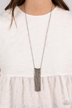 Load image into Gallery viewer, Stellar Crescendo Black Necklace