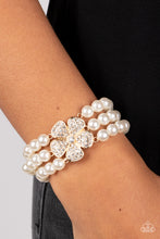 Load image into Gallery viewer, Park Avenue Orchard Gold Bracelet