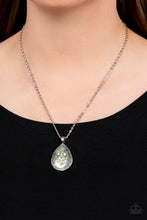 Load image into Gallery viewer, Cozy Cottage Green Necklace