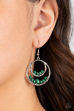 Load image into Gallery viewer, Bustling Beads Green Earrings