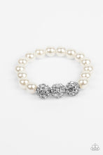 Load image into Gallery viewer, Breathtaking Ball White Bracelet