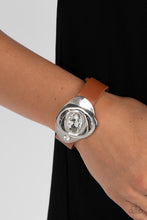 Load image into Gallery viewer, Pasadena Prairies Brown Wrap