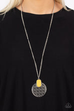 Load image into Gallery viewer, South Beach Beauty Yellow Necklace