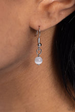 Load image into Gallery viewer, Floral Crowned White Necklace