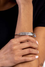 Load image into Gallery viewer, Fearless Fashionista Blue Bangle