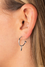 Load image into Gallery viewer, Modern Model Silver Hoop Earrings