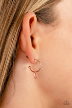 Load image into Gallery viewer, Modern Model Copper Hoop Earrings