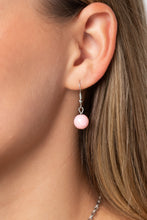 Load image into Gallery viewer, Patterned Paisley Pink Necklace