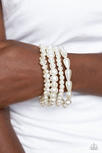 Load image into Gallery viewer, Gossip PEARL White Bracelet