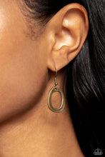 Load image into Gallery viewer, Tranquil Trickle Brass Necklace