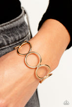 Load image into Gallery viewer, Socialite Sheen Gold Bracelet
