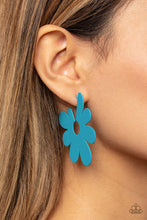 Load image into Gallery viewer, Flower Power Fantasy Blue Earrings