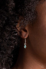 Load image into Gallery viewer, Lustrous Laurels Green Necklace