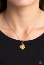 Load image into Gallery viewer, Daisy Diva Orange Necklace