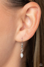 Load image into Gallery viewer, Beaded Blitz Blue Necklace