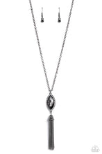 Load image into Gallery viewer, Tassel Tabloid Black Necklace