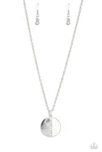 Load image into Gallery viewer, Captivating Contrast White Necklace