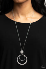 Load image into Gallery viewer, Spanish Sizzle White Necklace
