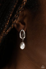 Load image into Gallery viewer, Im HAVANA Party White Earrings