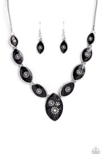 Load image into Gallery viewer, Pressed Flowers Black Necklace