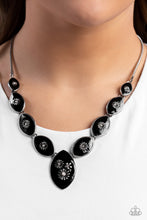 Load image into Gallery viewer, Pressed Flowers Black Necklace