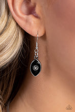 Load image into Gallery viewer, Pressed Flowers Black Necklace