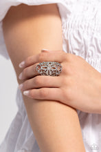 Load image into Gallery viewer, Fabulous Filigree White Ring