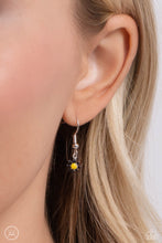 Load image into Gallery viewer, Delicate Display Black Choker