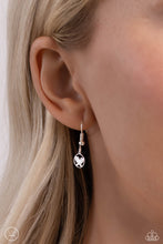 Load image into Gallery viewer, Fluttering Festival Silver Choker