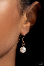 Load image into Gallery viewer, Corporate Catwalk Gold Necklace