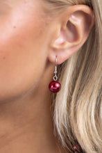 Load image into Gallery viewer, White Collar Welcome Red Necklace