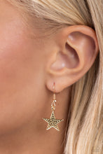 Load image into Gallery viewer, Reach for the Stars Gold Necklace
