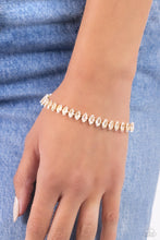 Load image into Gallery viewer, Marquise Masterpiece Gold Bracelet