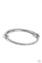 Load image into Gallery viewer, Thrilling Texture White Bangle