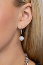 Load image into Gallery viewer, Eclectic Embellishment White Necklace