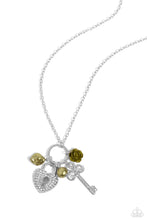 Load image into Gallery viewer, Girly Gathering Green Necklace