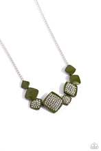 Load image into Gallery viewer, Twinkling Tables Green Necklace