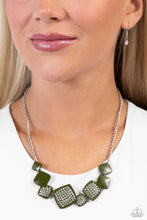 Load image into Gallery viewer, Twinkling Tables Green Necklace