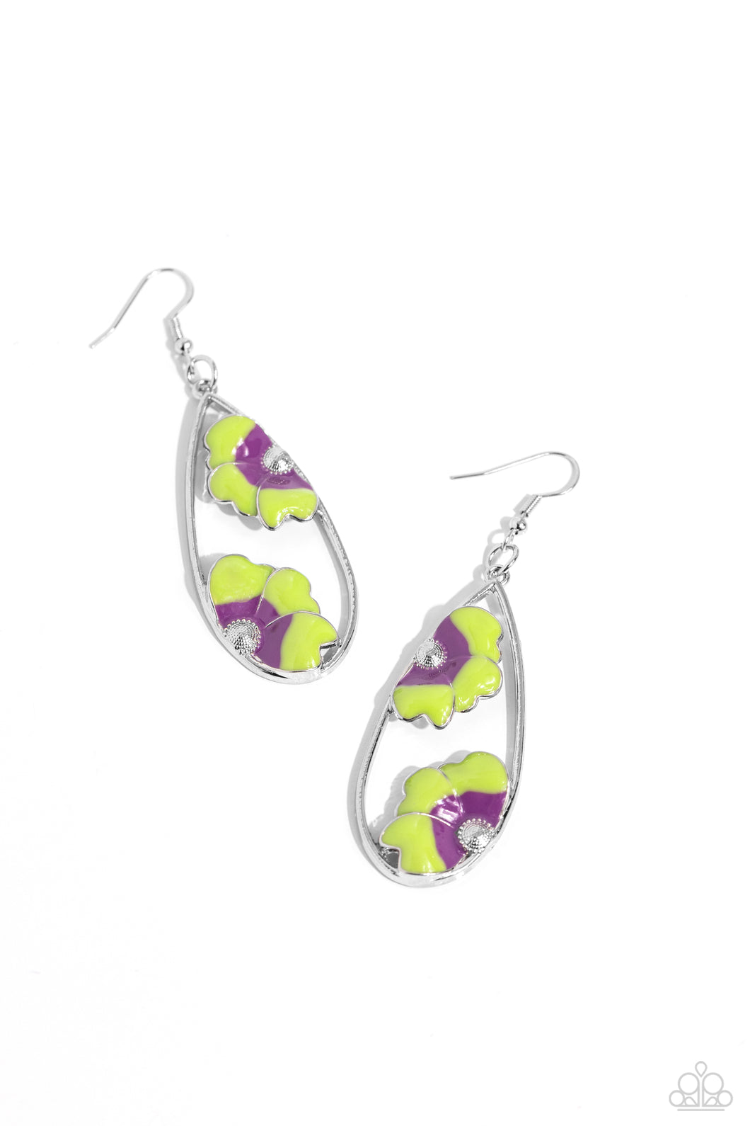 Airily Abloom Green Earrings